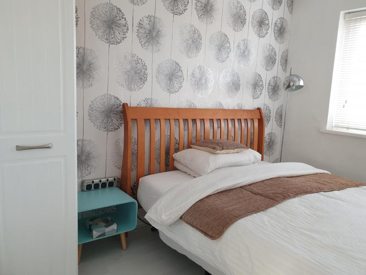 Tropical Garden Oasis Rooms Birmingham Ngoại thất bức ảnh